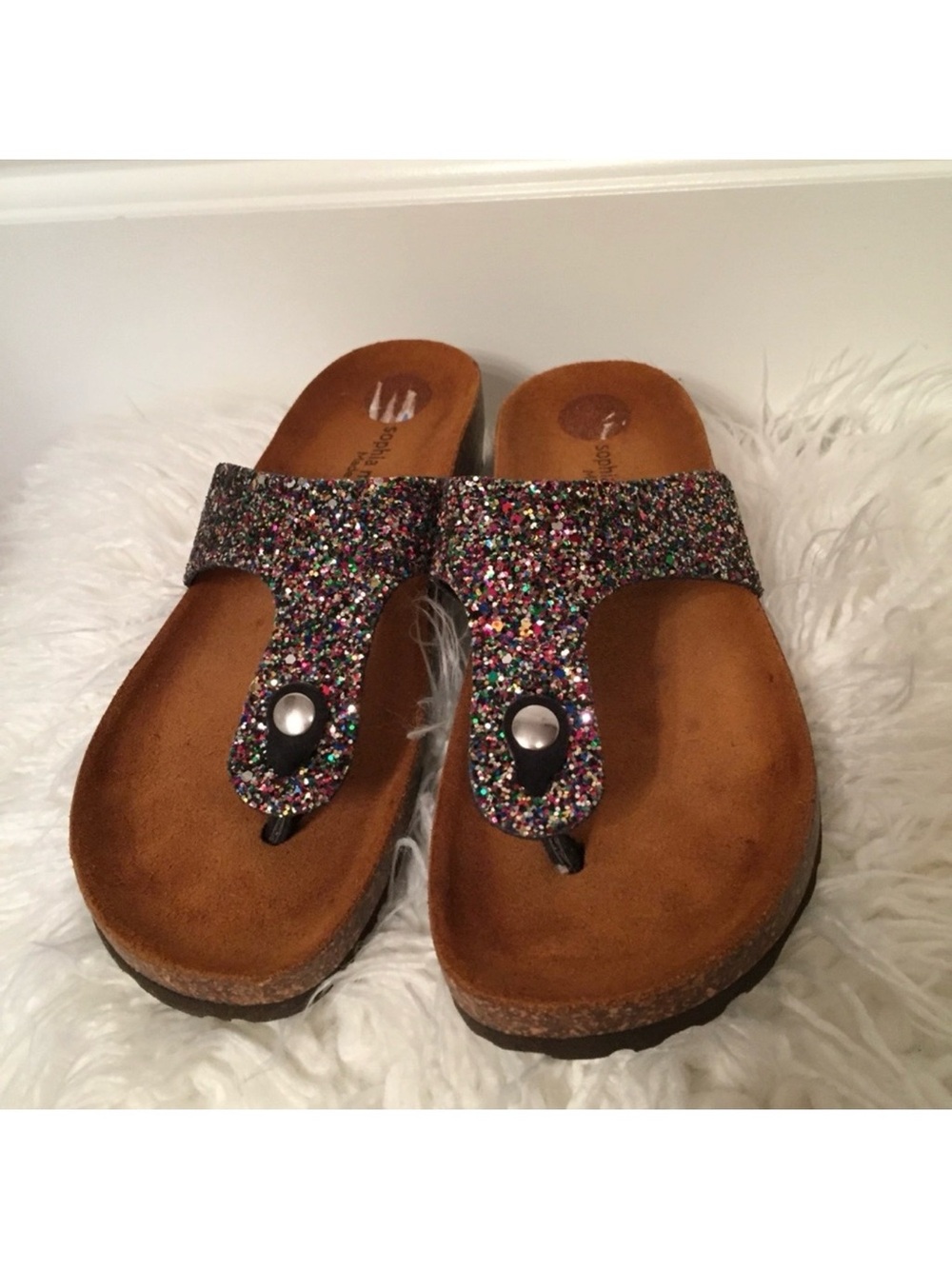 SOPHIA MILANO SHOES SANDALS THONGS SILVER MULTI GLITTER BROWN SOLES Size 7.5